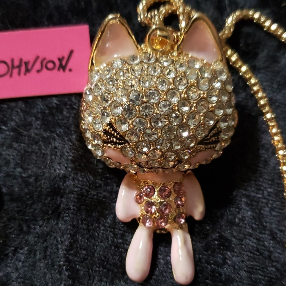 COPY - NWT BETSEY JOHNSON SHY PINK KITTY NECKLACE